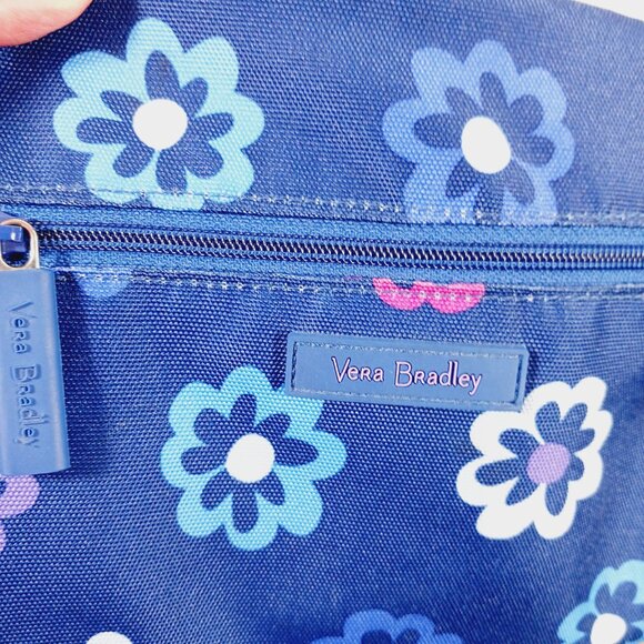 Very Bradley Blue Flowered Belt Bag 7.5 " X 7" Ellie Flowers, Fanny Pack - Picture 2 of 15